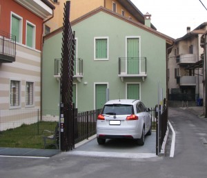 Ascensori per auto, Sistemi di parcheggio, Montauto, Elevatori per auto, Sollevatori per auto