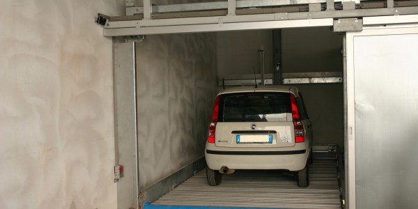 Ascensori per auto, Sistemi di parcheggio, Montauto, Elevatori per auto, Sollevatori per auto