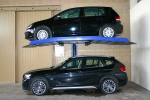 Mod MCL Raddoppiatore DUO BOX Mod. MCL sistema per parcheggio auto senza fossa a comando elettrico con movimentazioni oleodinamiche a due posti sovrapposti inseribile in qualsiasi ambiente senza alcun bisogno di opere murarie.