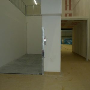 Ascensori per auto, Sistemi di parcheggio, Montauto, Elevatori per auto, Sollevatori per auto, Montacarichi. Elevatori per merce