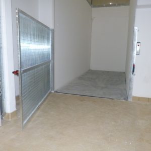 Ascensori per auto, Sistemi di parcheggio, Montauto, Elevatori per auto, Sollevatori per auto, Montacarichi. Elevatori per merce