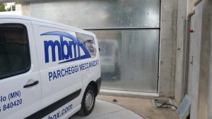 Ascensori per auto, Sistemi di parcheggio, Montauto, Elevatori per auto, Sollevatori per auto e Montacarichi